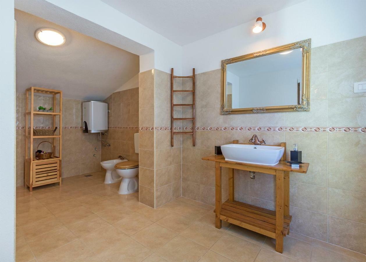 Vila Lokvanj Ližnjan Extérieur photo